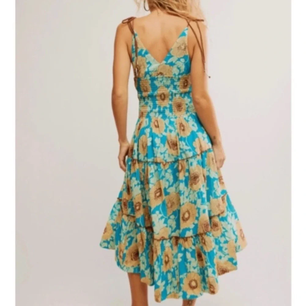 Free People NWT‎ Adriel Tie Strap Tiered Hawaiian Ocean Combo Midi Dress Size M